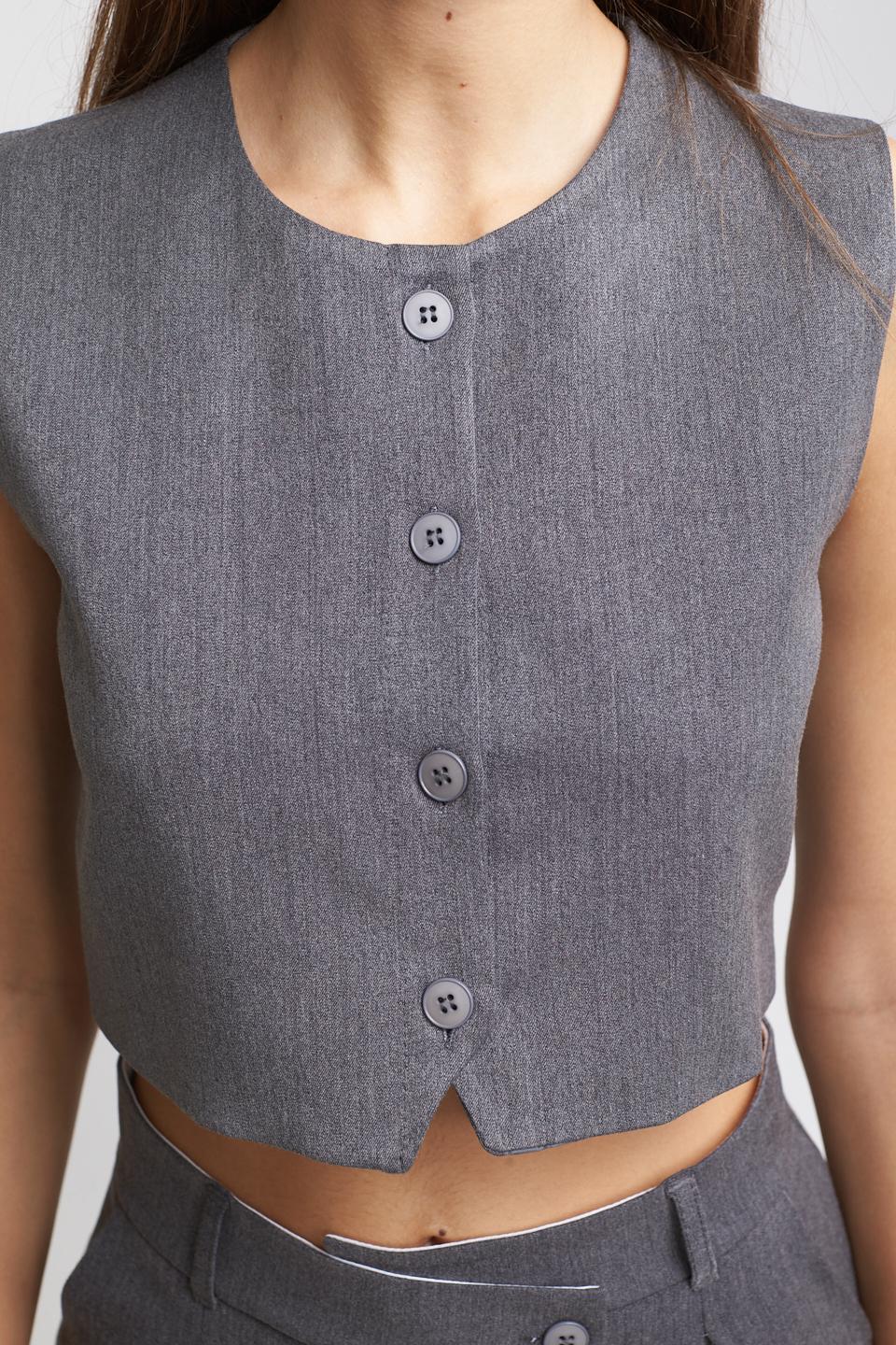Gilet corto girocollo grigio medio - Autunno - Inverno 2025 | Brend