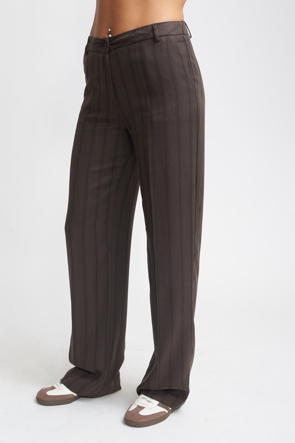 Pantalone palazzo rigato castagno - Autunno - Inverno 2025 | Brend