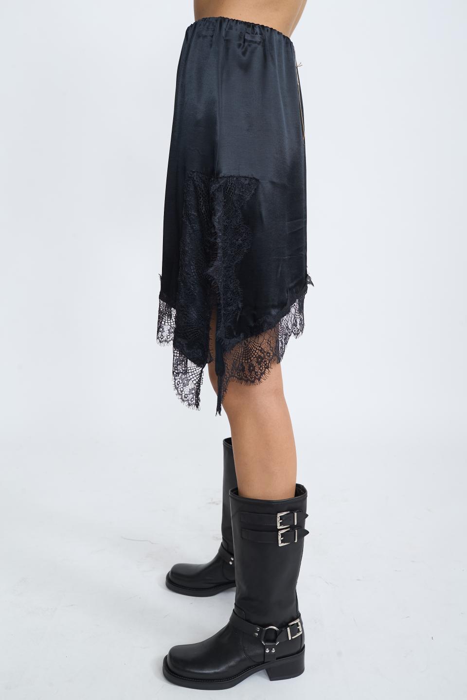 Gonna asimmetrica pizzo nero - Autunno - Inverno 2025 | Brend