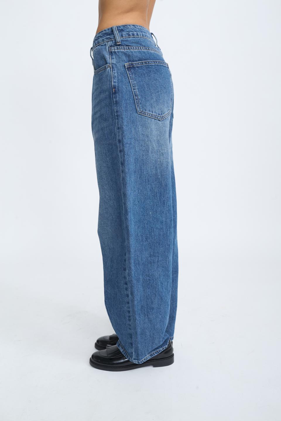 Jeans barrel denim medio - Autunno - Inverno 2025 | Brend