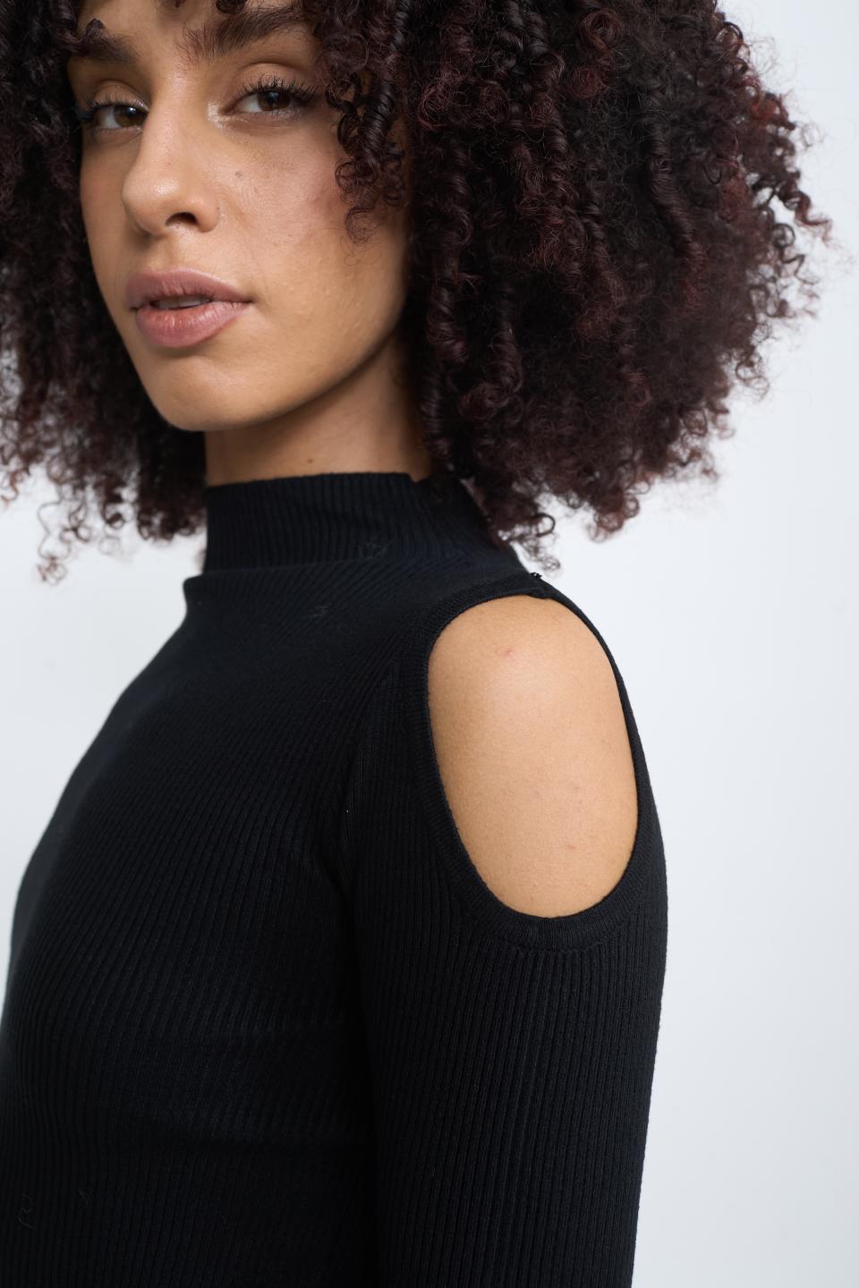 Maglia costine cut-out nero - Autunno - Inverno 2025 | Brend