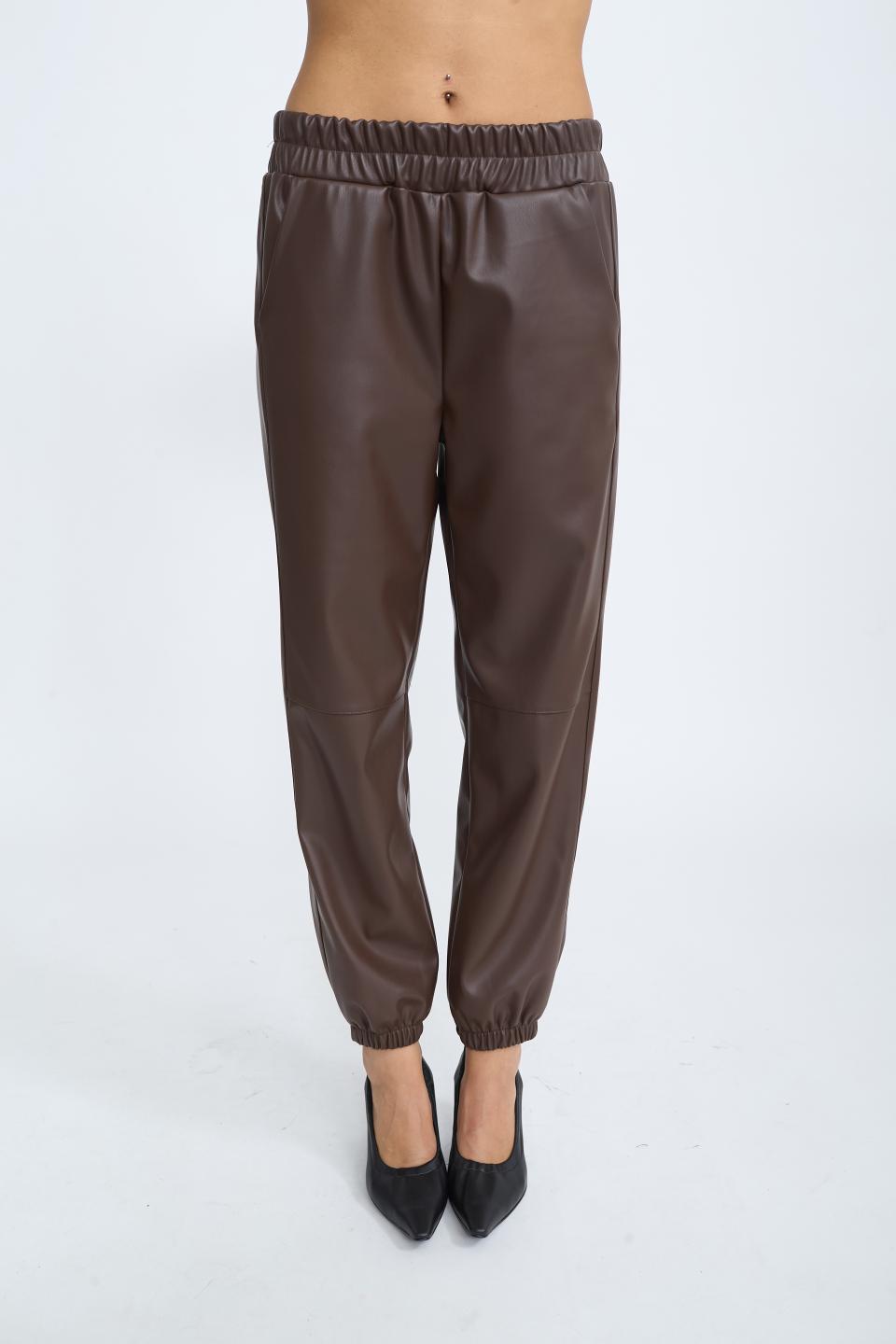 Pantalone jogger effetto pelle moro - Autunno - Inverno 2025 | Brend