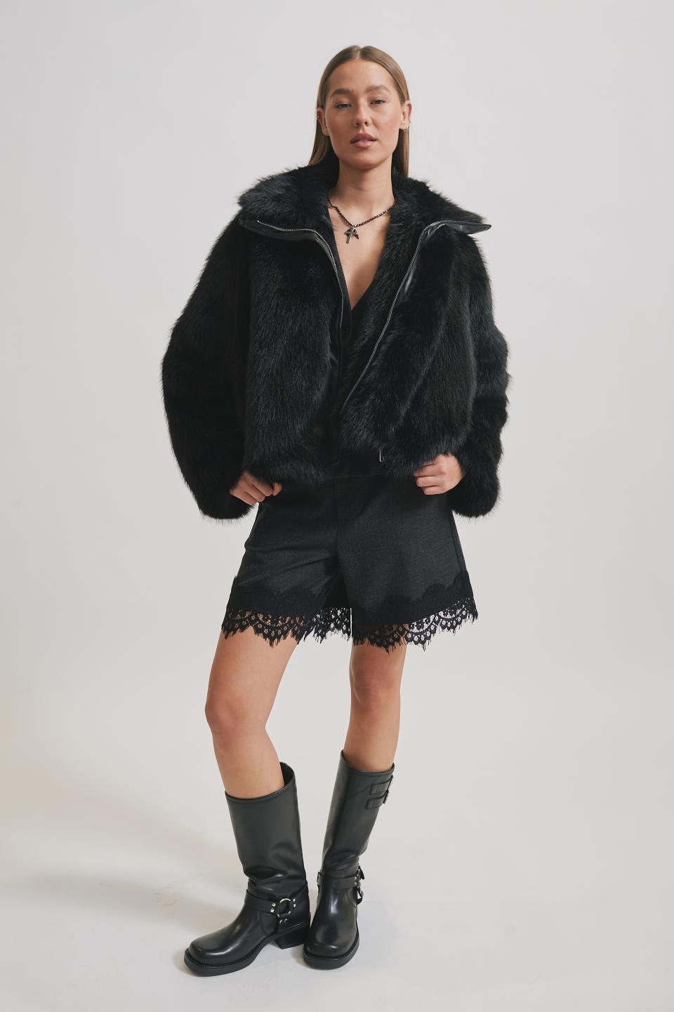 Pelliccia modello chiodo | Brend