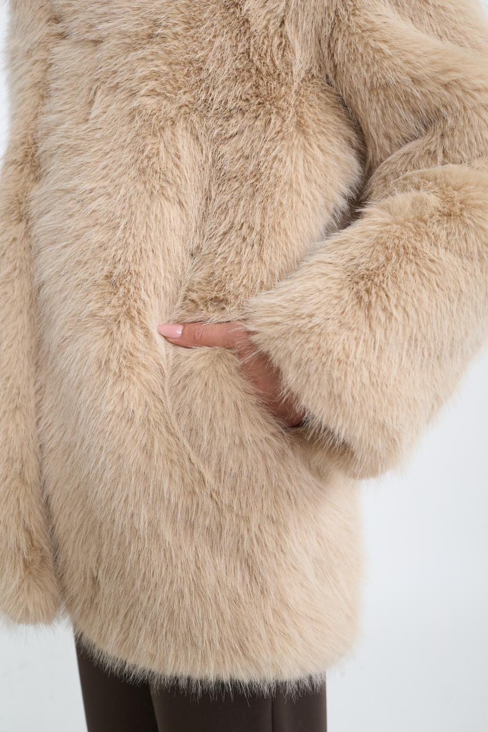Pelliccia collo revers miele - Autunno - Inverno 2025 | Brend