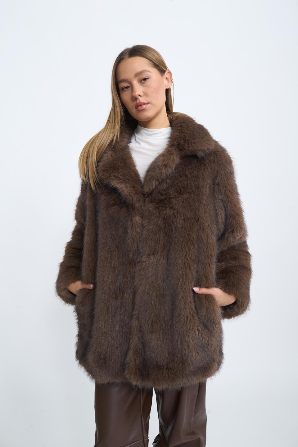 Pelliccia collo revers moro - Autunno - Inverno 2025 | Brend