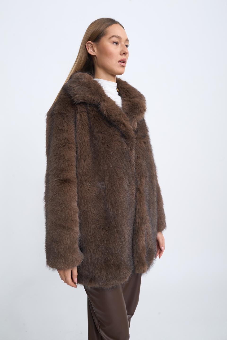 Pelliccia collo revers moro - Autunno - Inverno 2025 | Brend