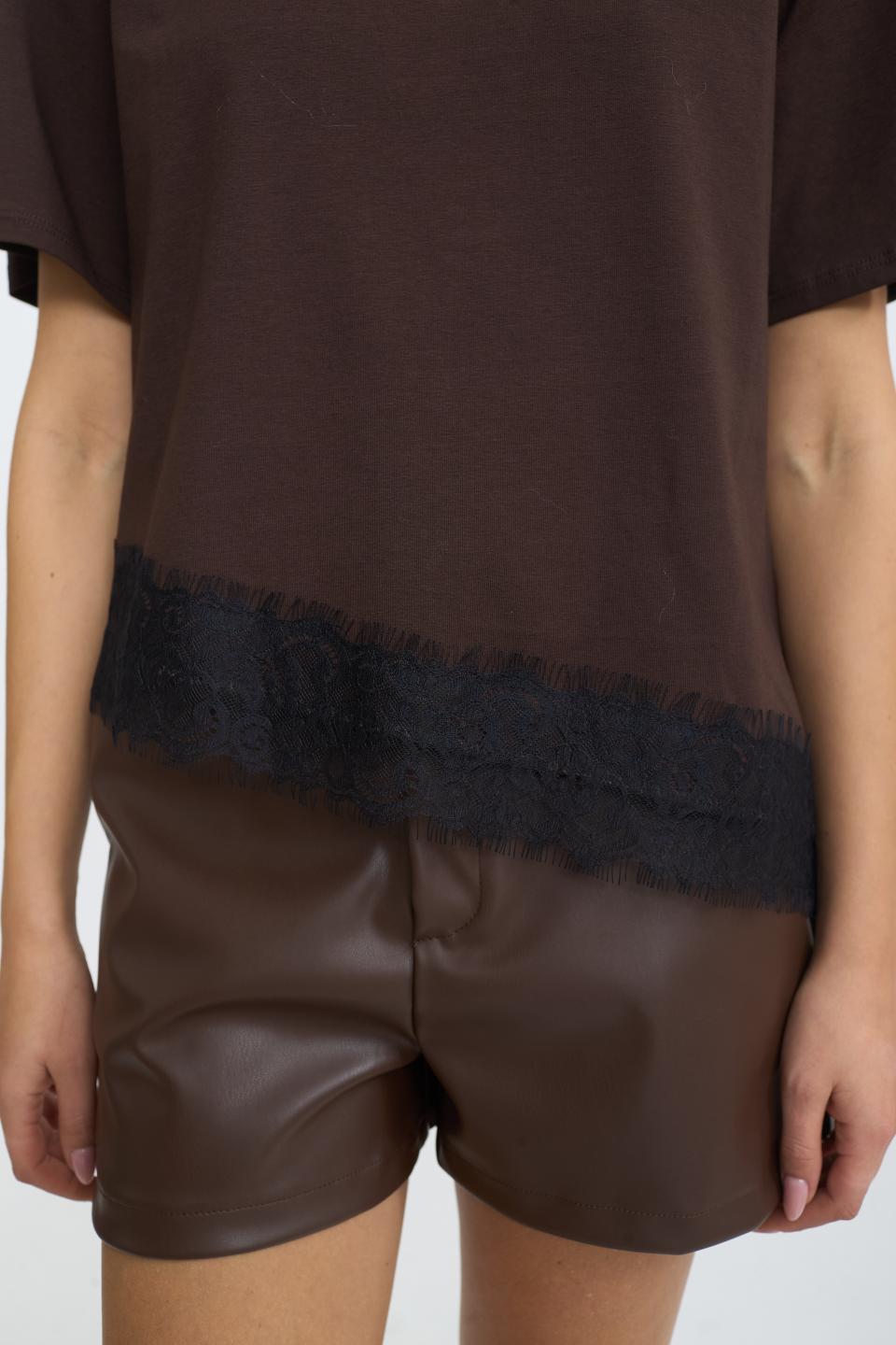 T-shirt asimmetrica pizzo moro - Autunno - Inverno 2025 | Brend