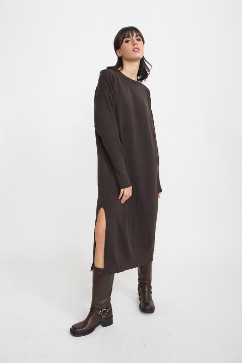Abito lungo in maglia cioccolato f. - Autunno - Inverno 2025 | Brend
