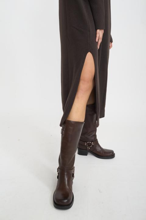 Abito lungo in maglia cioccolato f. - Autunno - Inverno 2025 | Brend