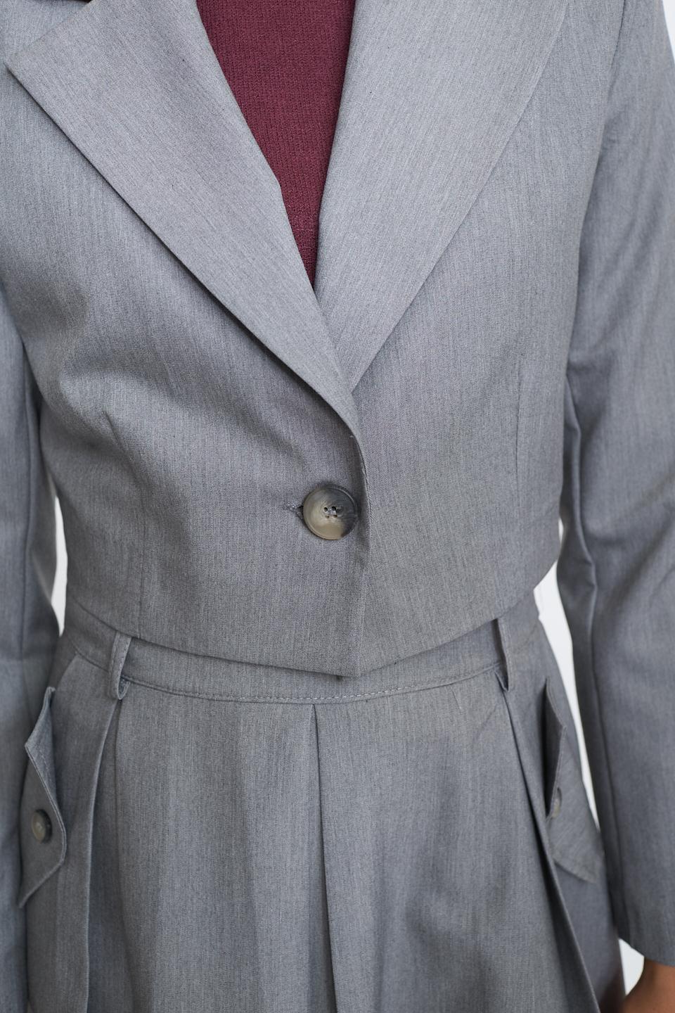 Blazer corto avvitato grigio - Autunno - Inverno 2025 | Brend