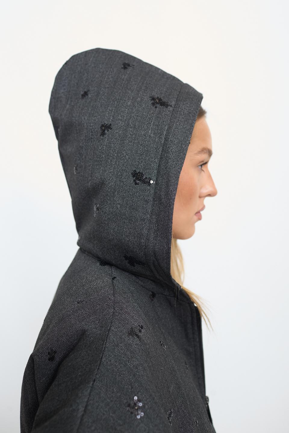 Bomber trapuntato ricami paillettes grigio/nero - Autunno - Inverno 2025 | Brend