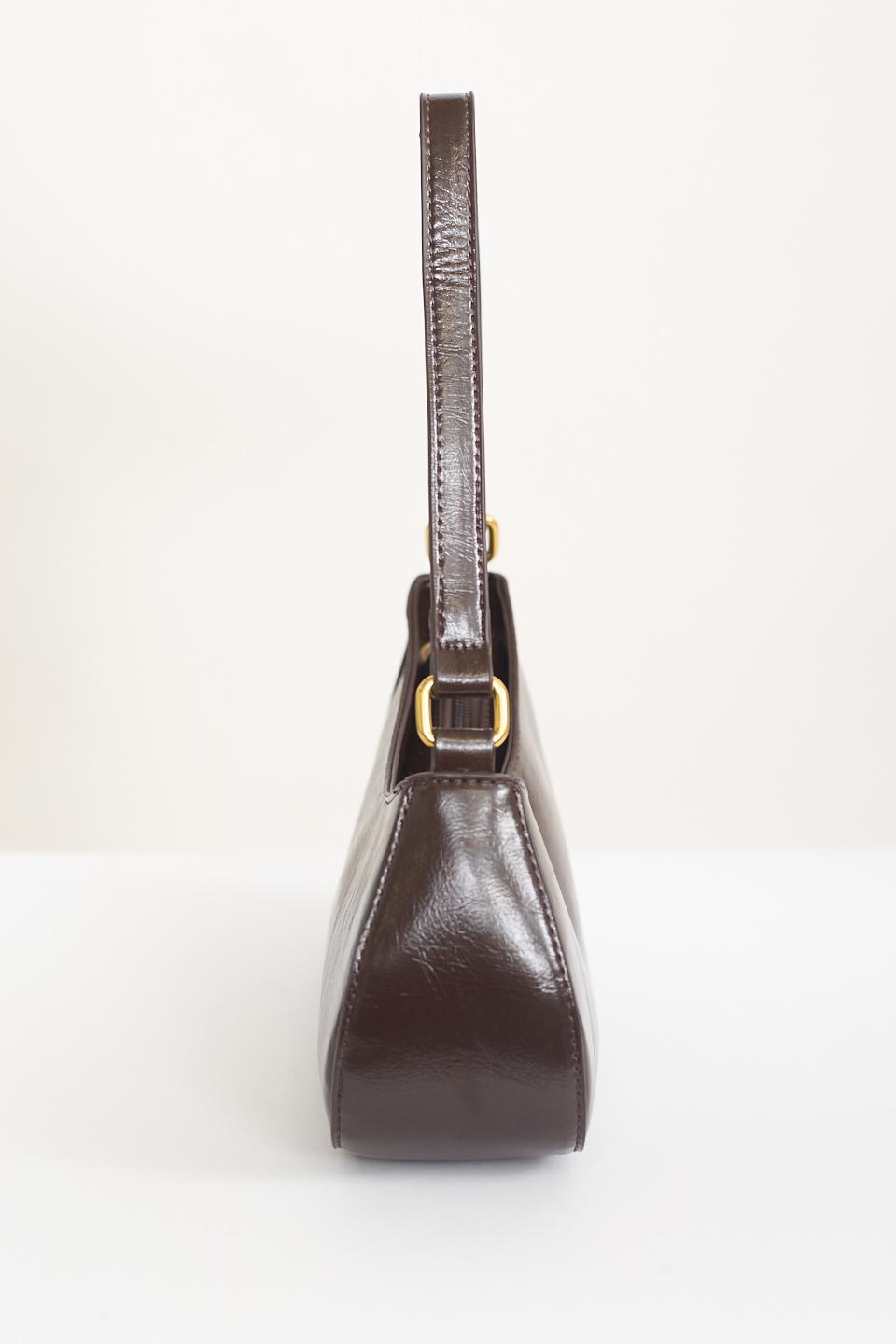 Borsa a spalla asimmetrica coffee - Autunno - Inverno 2025 | Brend