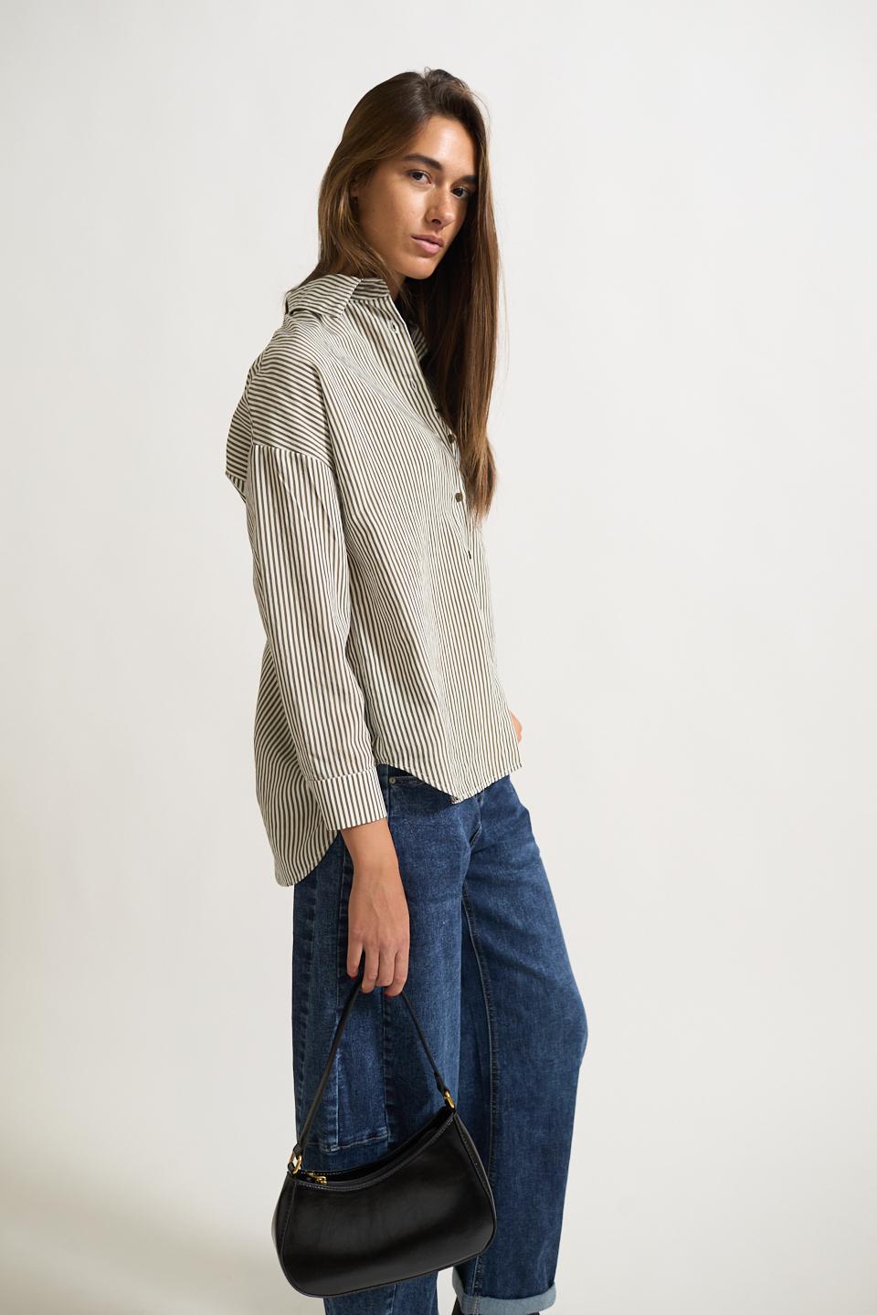 Camicia over taschino rigata rigo militare - Autunno - Inverno 2026 | Brend
