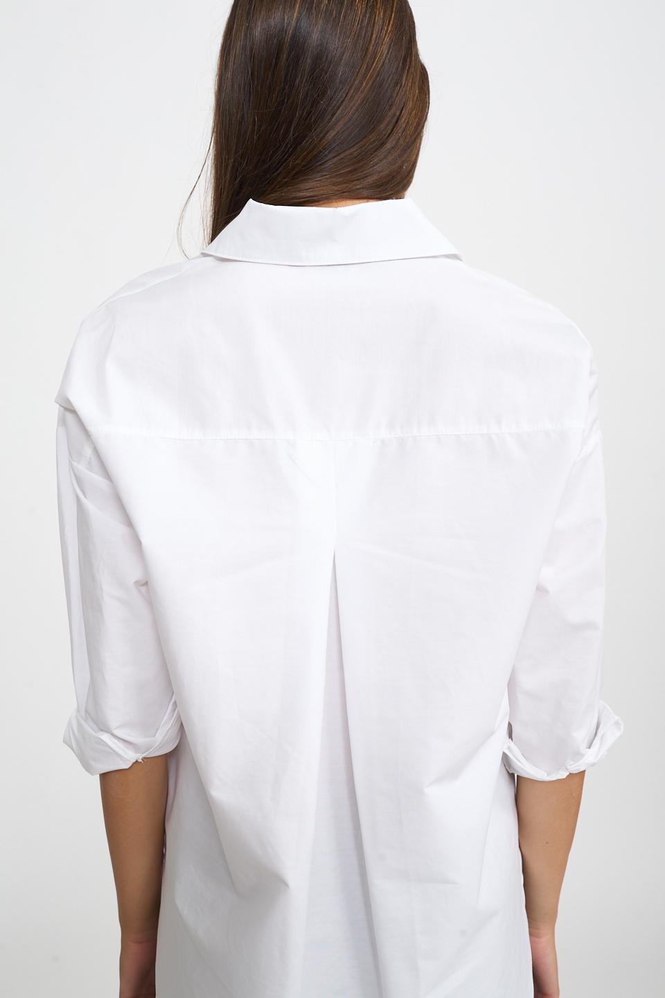 Camicia over taschino bianco - Autunno - Inverno 2025 | Brend