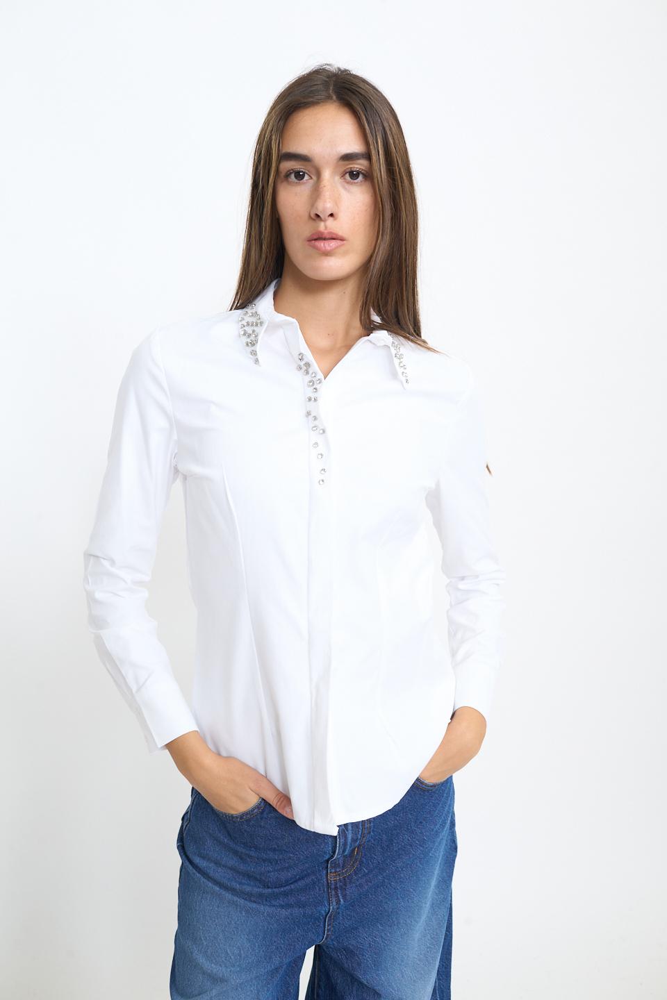 Camicia slim applicazioni collo bianco - Autunno - Inverno 2025 | Brend