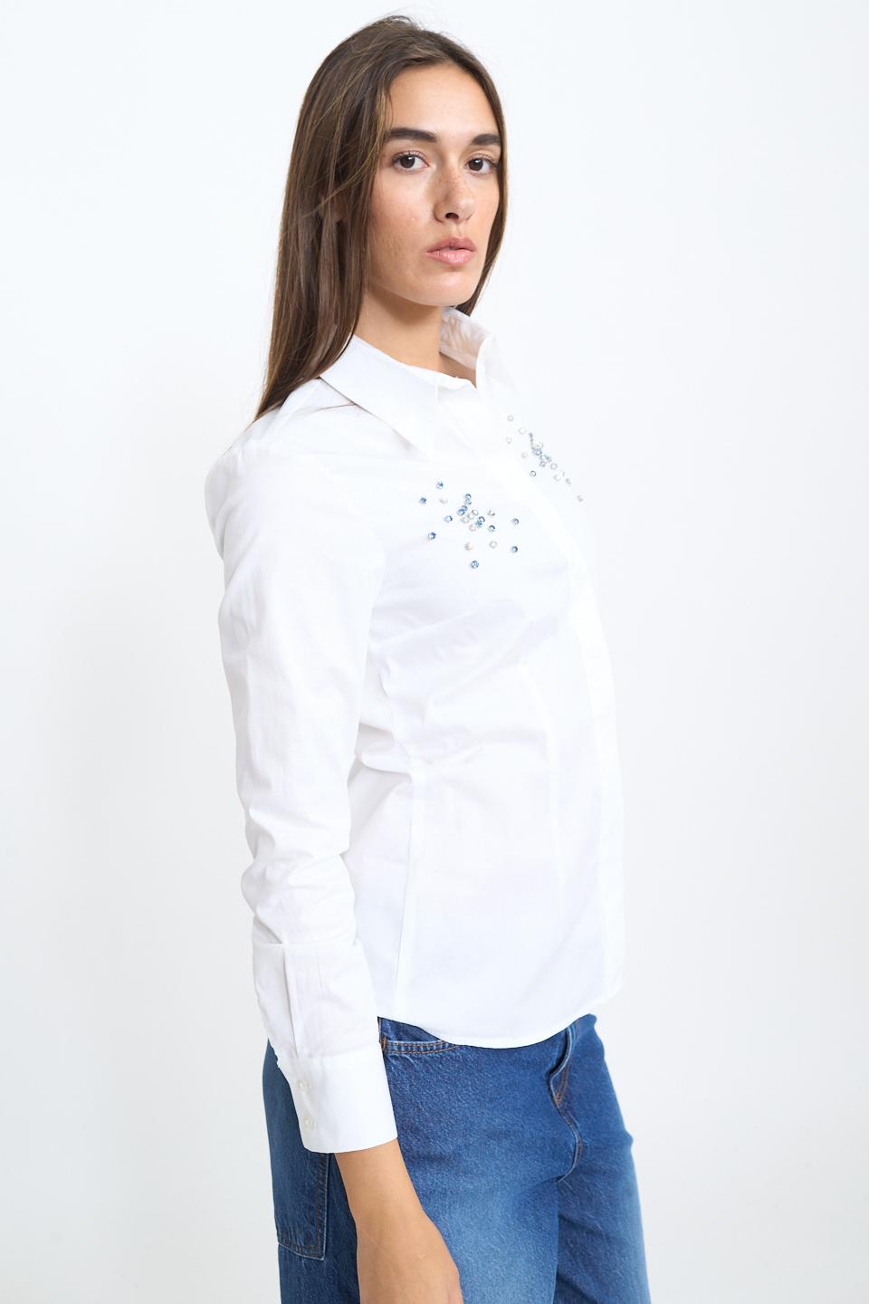 Camicia slim applicazioni strass bianco - Autunno - Inverno 2025 | Brend