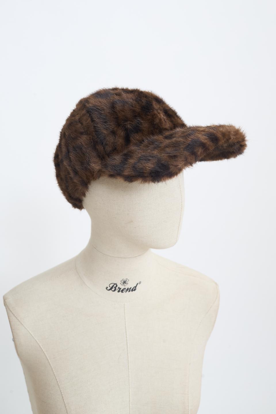 Cappello ecofur maculato moro - Autunno - Inverno 2025 | Brend