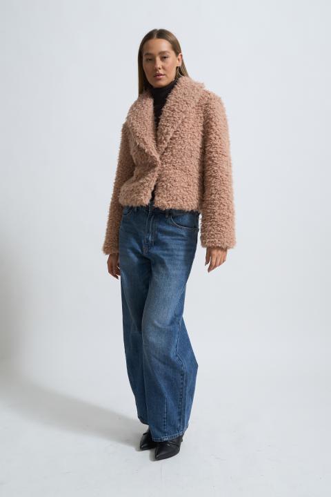 Cappottino effetto Teddy rosa - Autunno - Inverno 2025 | Brend