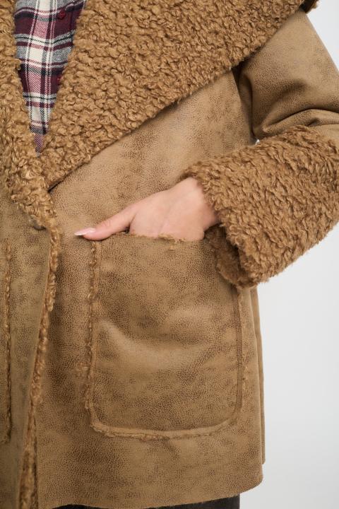 Cappotto effetto montone cammello - Autunno - Inverno 2025 | Brend