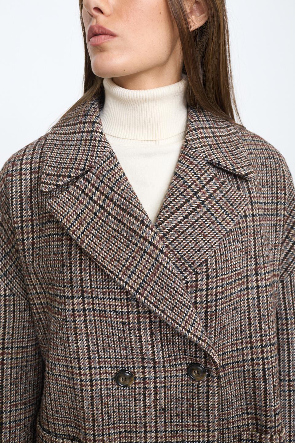 Cappotto corto check quadro bordeaux - Autunno - Inverno 2025 | Brend