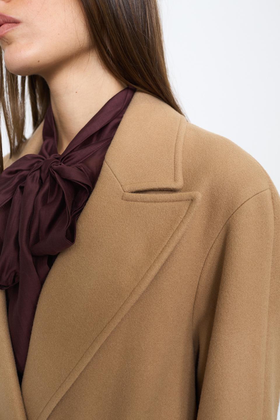 Cappotto doppio petto over cammello - Autunno - Inverno 2025 | Brend