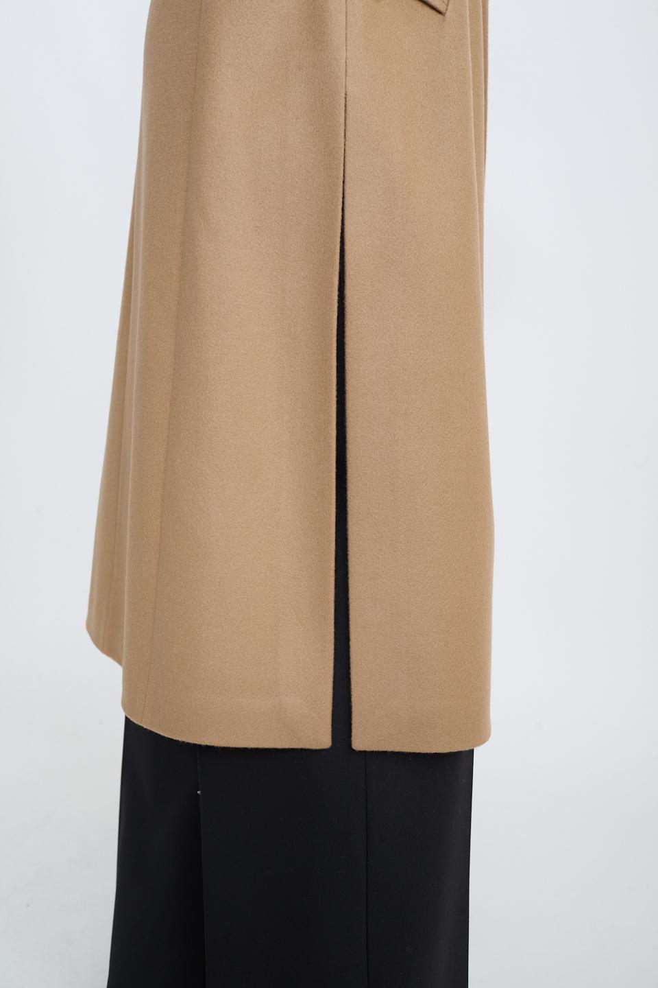 Cappotto doppio petto cinta cammello - Autunno - Inverno 2025 | Brend