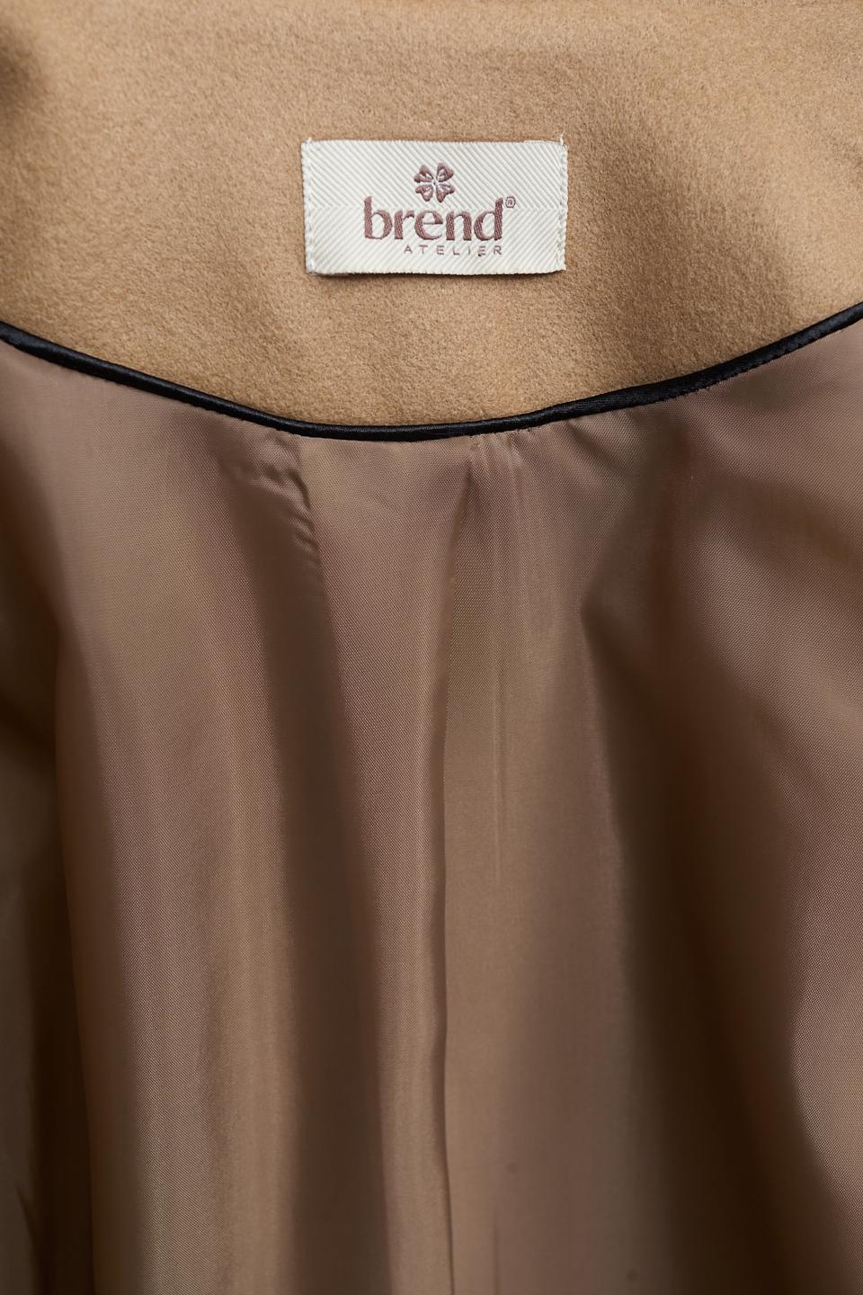 Cappotto doppio petto cinta cammello - Autunno - Inverno 2025 | Brend