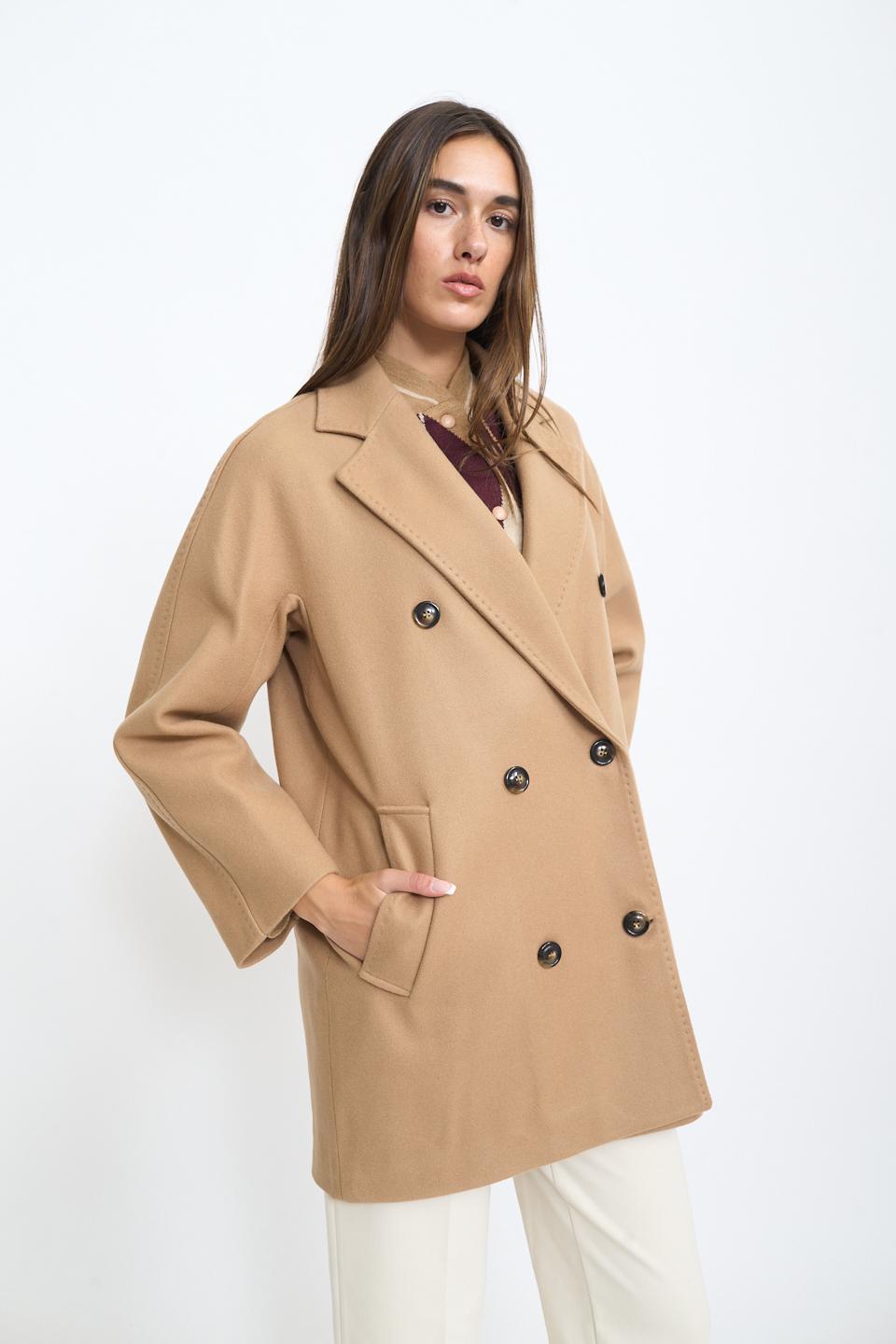 Cappotto 3/4 doppio petto cammello - Autunno - Inverno 2025 | Brend