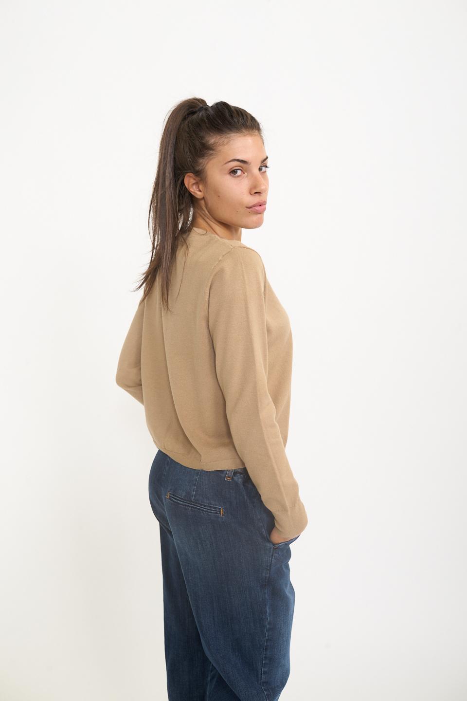 Cardigan scollo rotondo bottoni mandorla - Autunno - Inverno 2025 | Brend