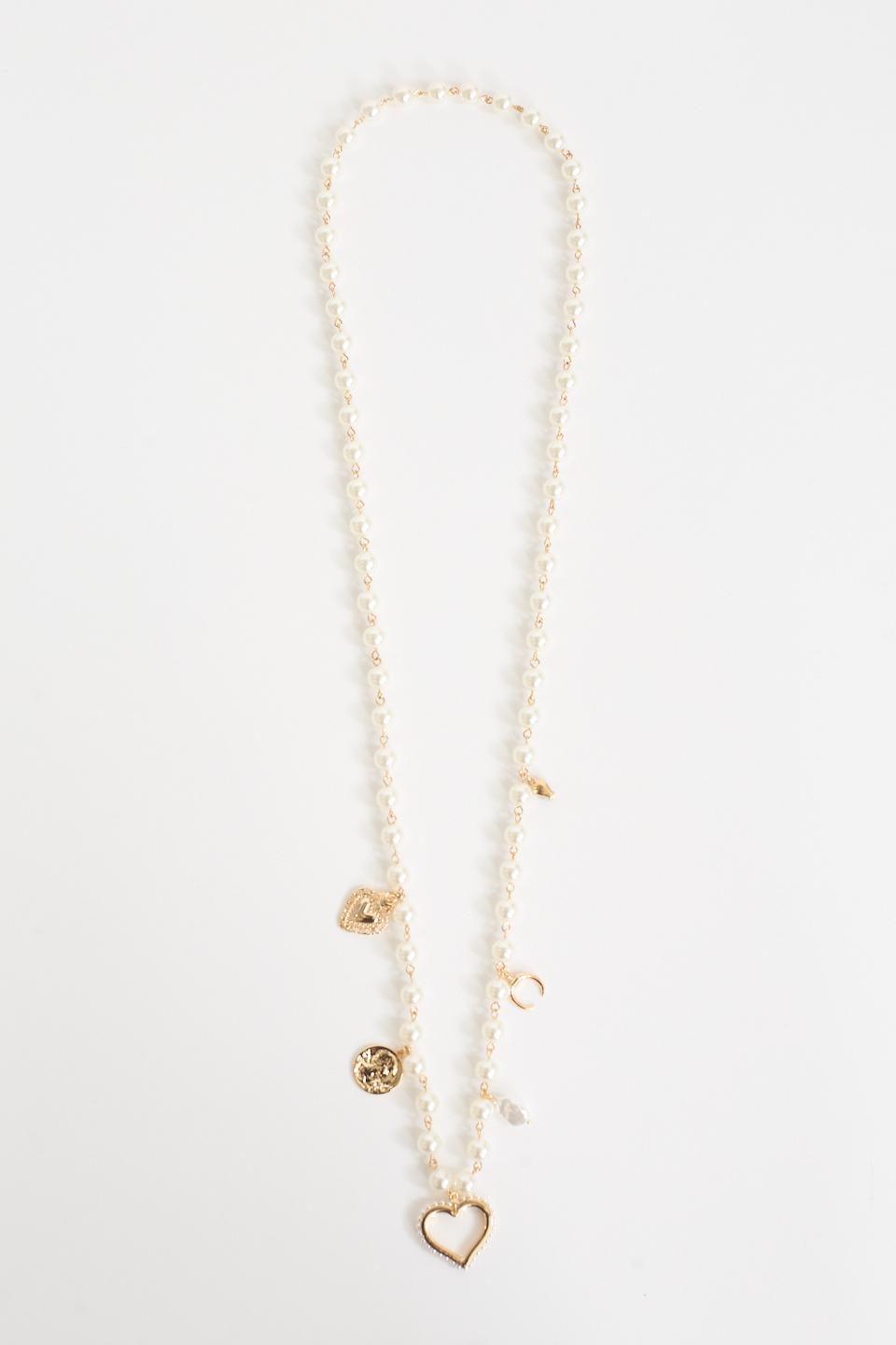 Collana lunga perle e charms crema - Autunno - Inverno 2025 | Brend