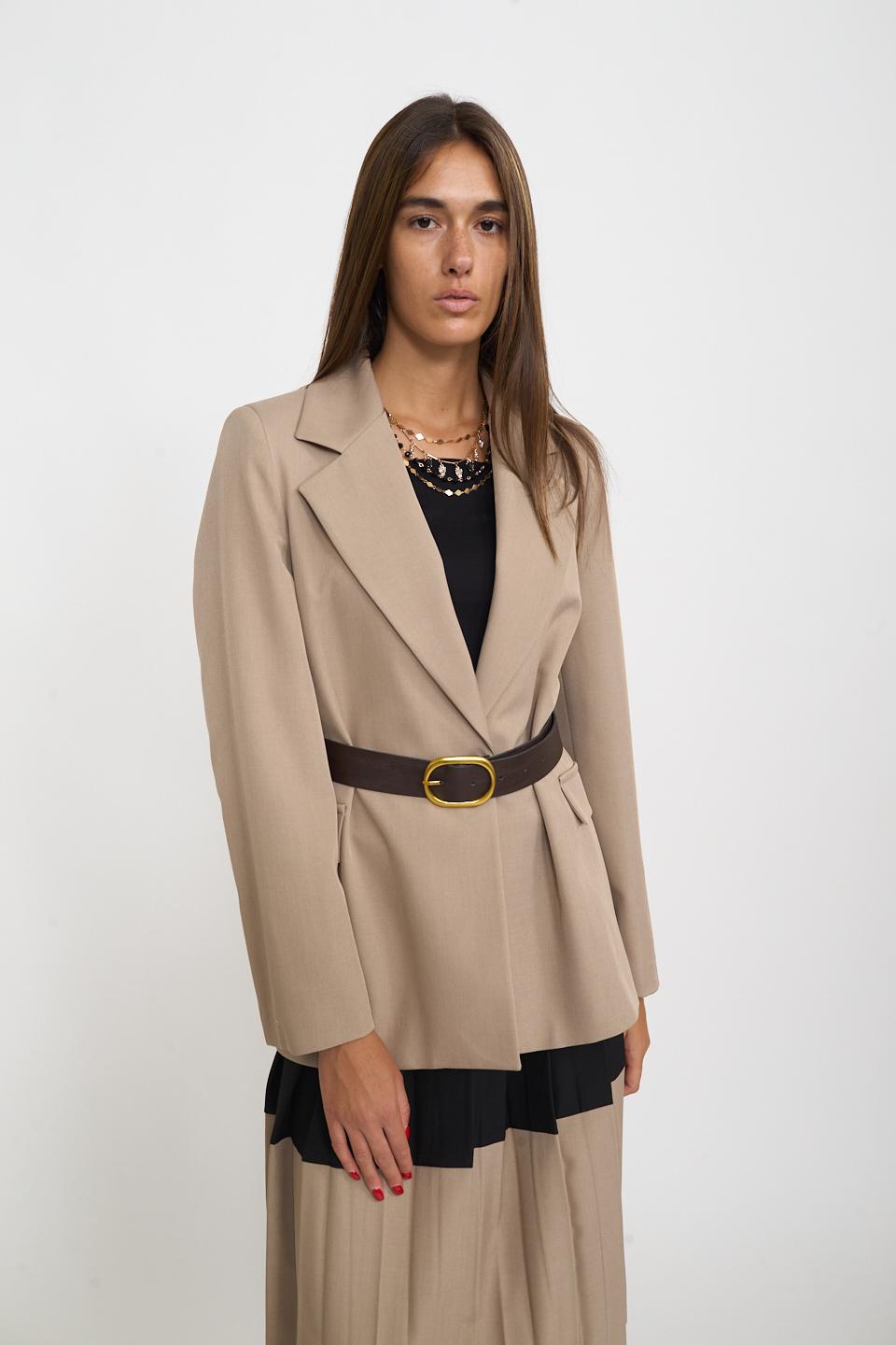 Giacca pattine con cinta mousse - Autunno - Inverno 2026 | Brend