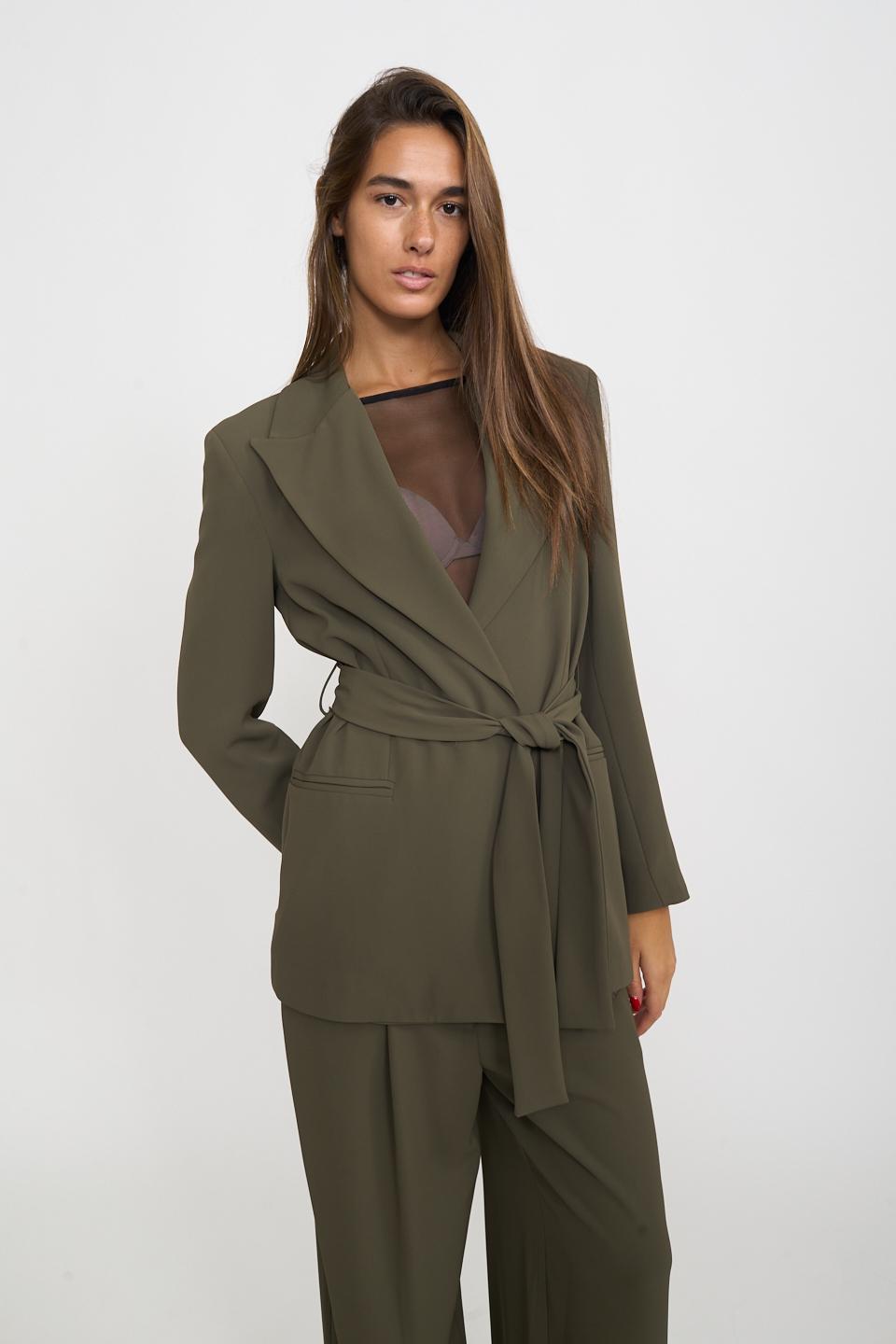 Giacca revers con fusciacca verde - Autunno - Inverno 2026 | Brend