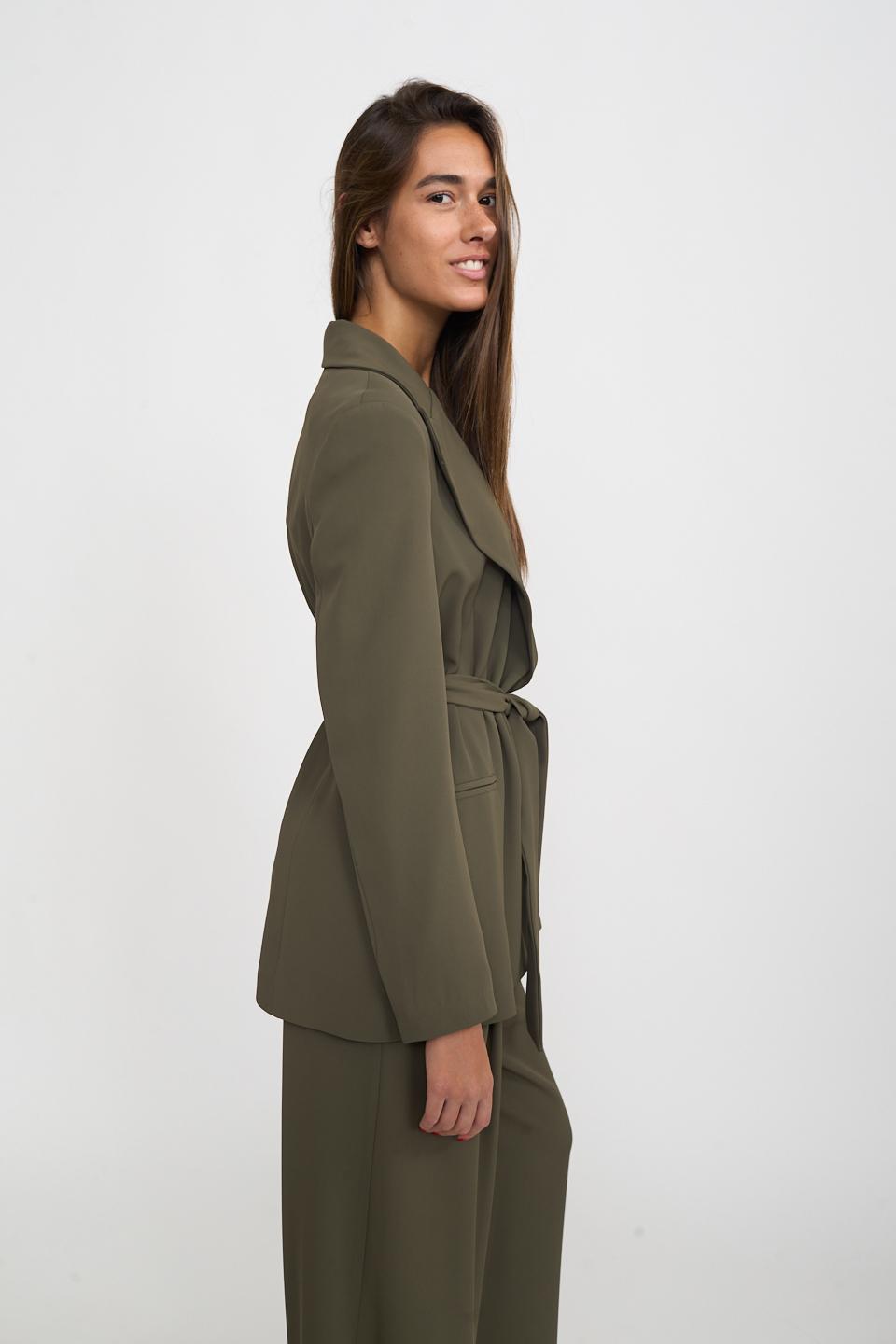 Giacca revers con fusciacca verde - Autunno - Inverno 2026 | Brend