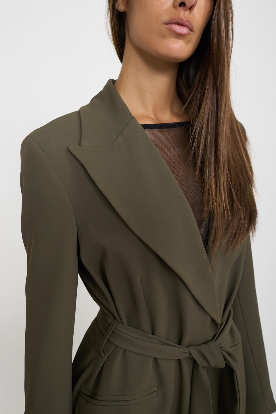 Giacca revers con fusciacca verde - Autunno - Inverno 2026 | Brend