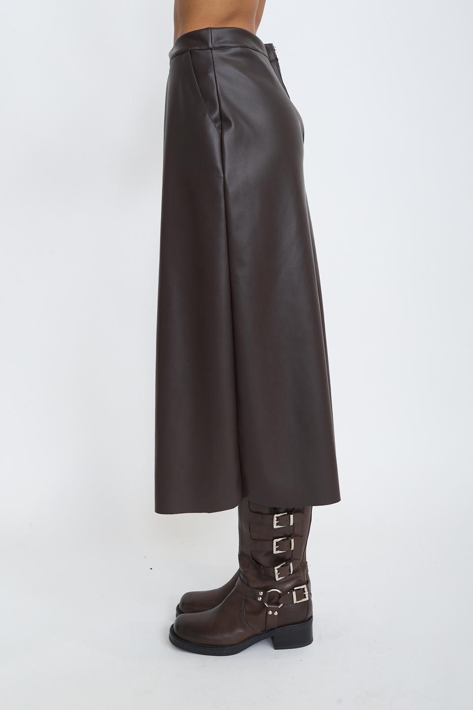 Gonna svasata effetto pelle moro - Autunno - Inverno 2025 | Brend