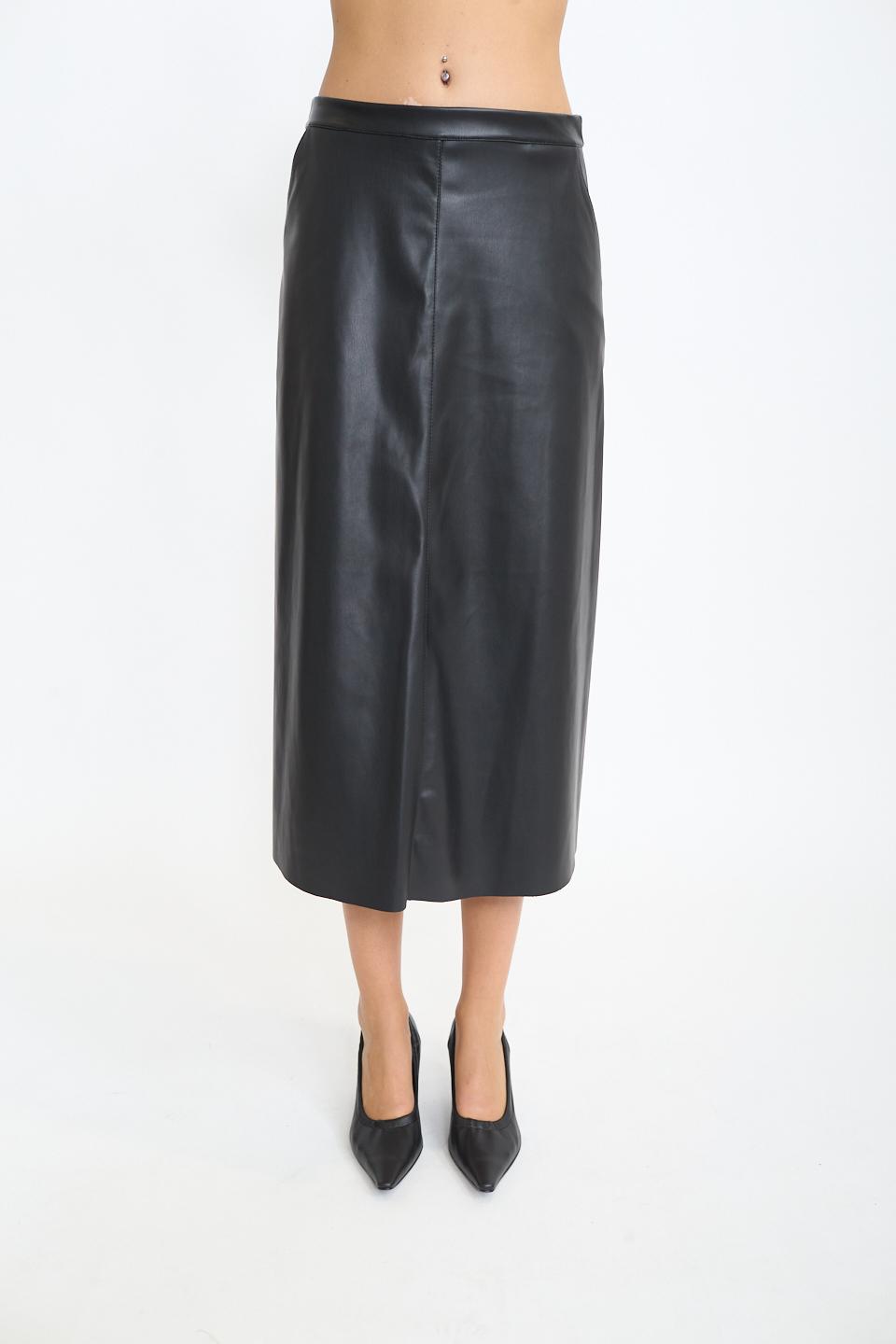 Gonna svasata effetto pelle nero - Autunno - Inverno 2025 | Brend