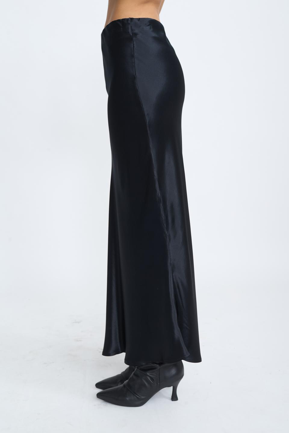 Gonna lunga raso nero - Autunno - Inverno 2025 | Brend