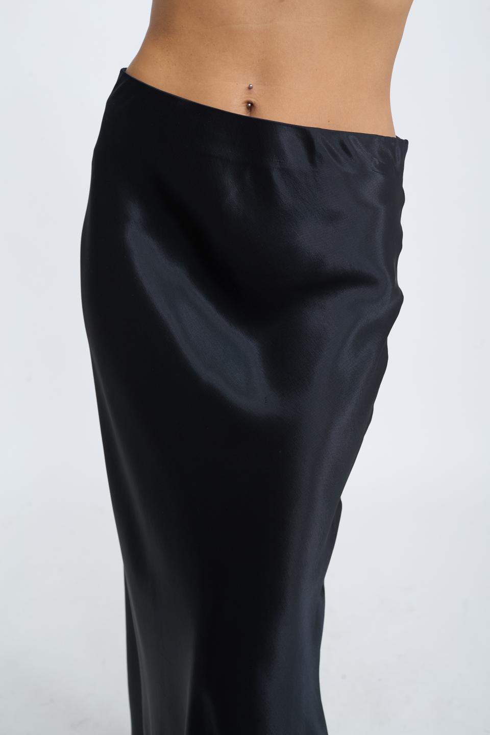 Gonna lunga raso nero - Autunno - Inverno 2025 | Brend