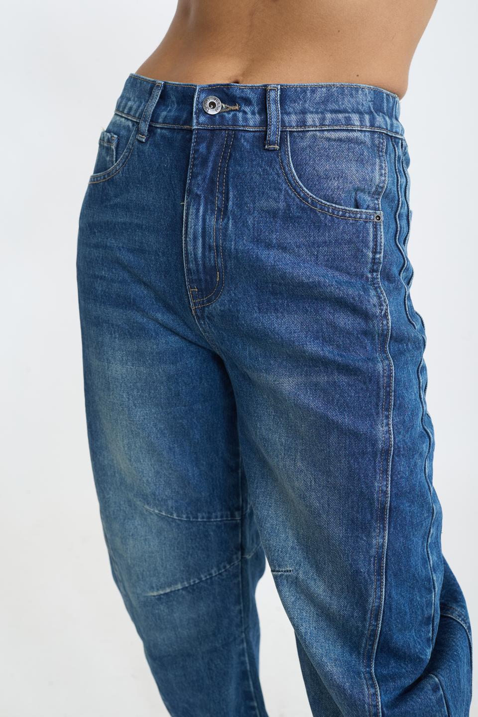 Jeans barrel cuciture denim medio - Autunno - Inverno 2025 | Brend
