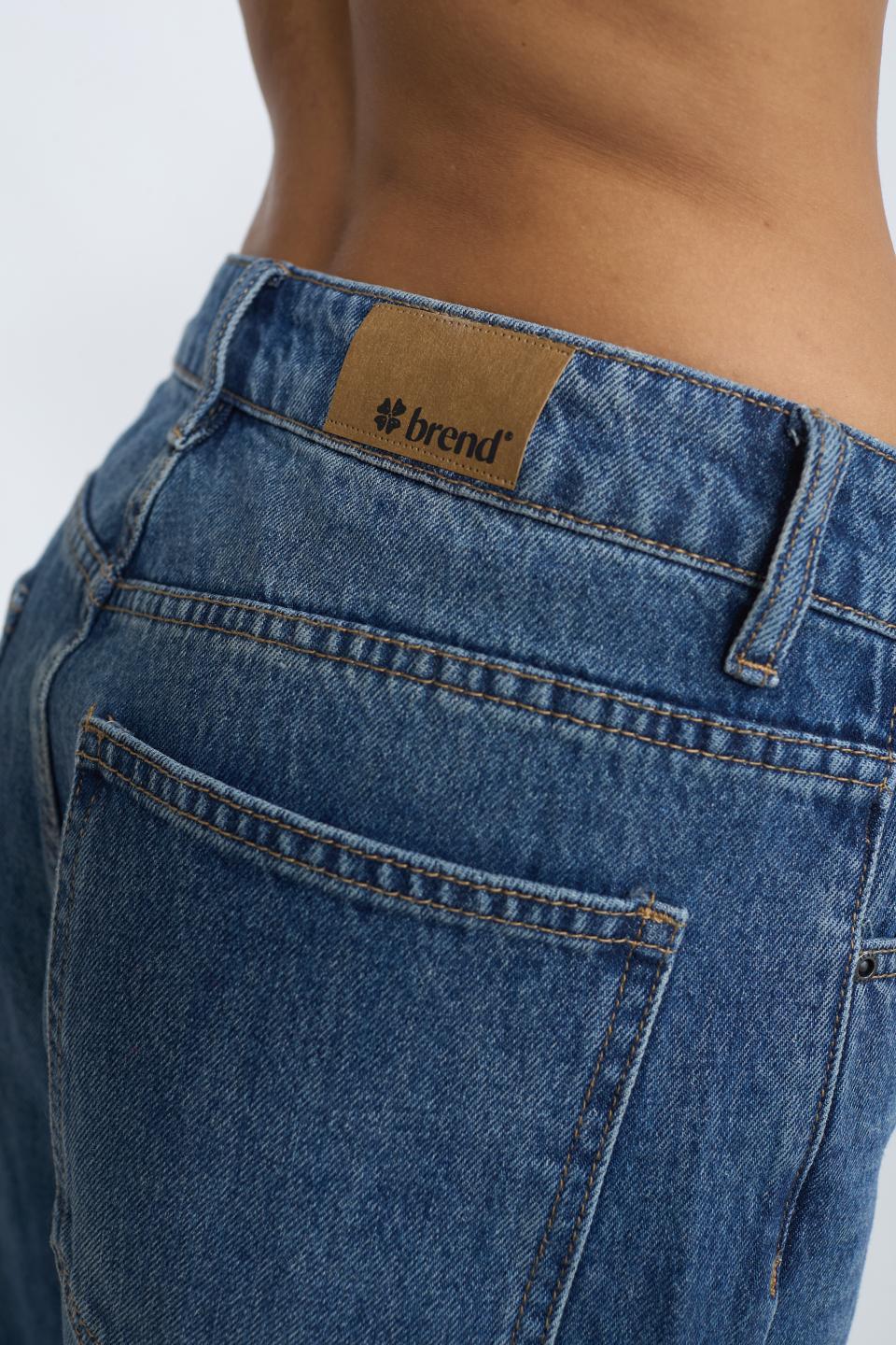 Jeans barrel denim medio - Autunno - Inverno 2025 | Brend