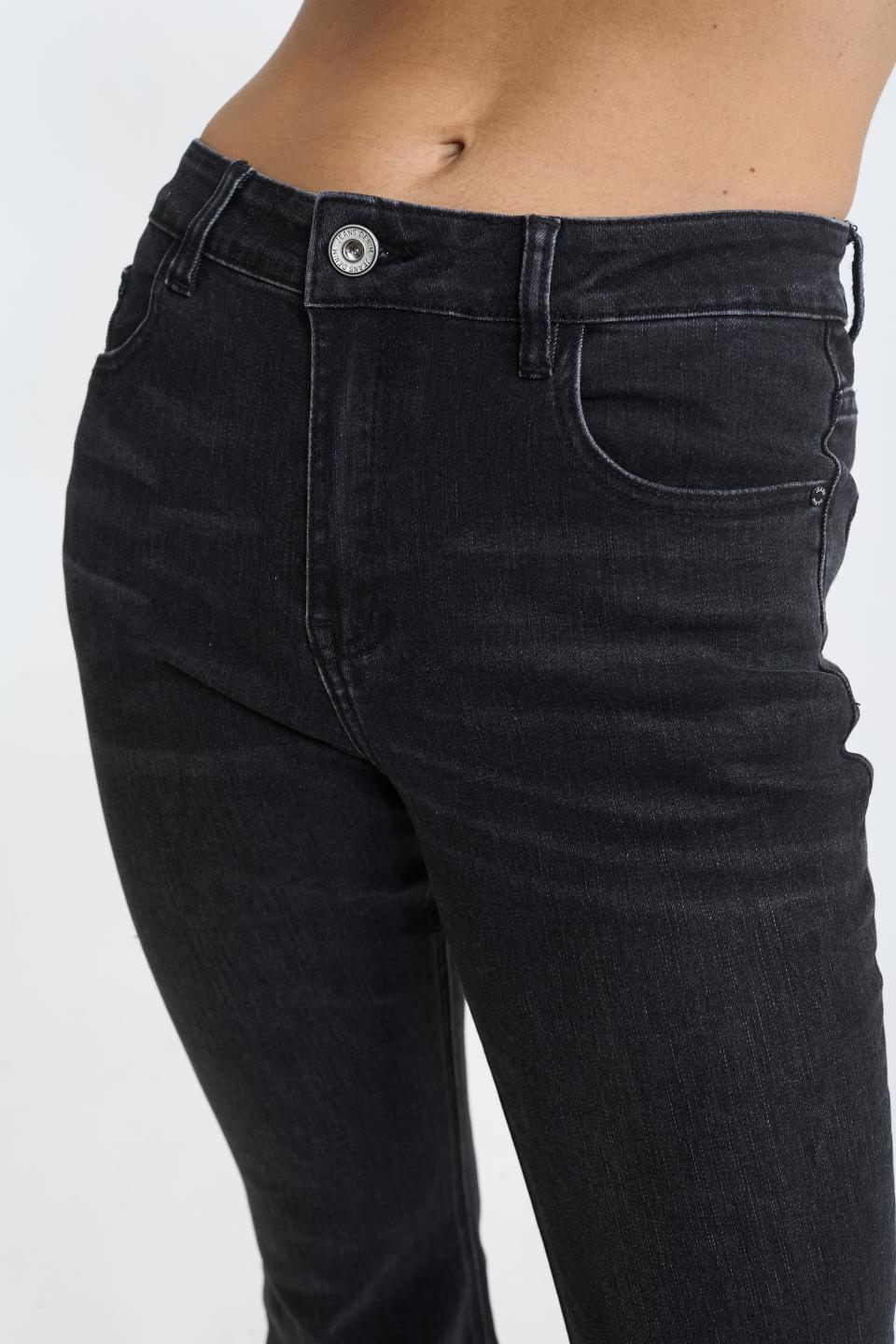 Jeans zampa sfrangiati denim nero - Autunno - Inverno 2025 | Brend