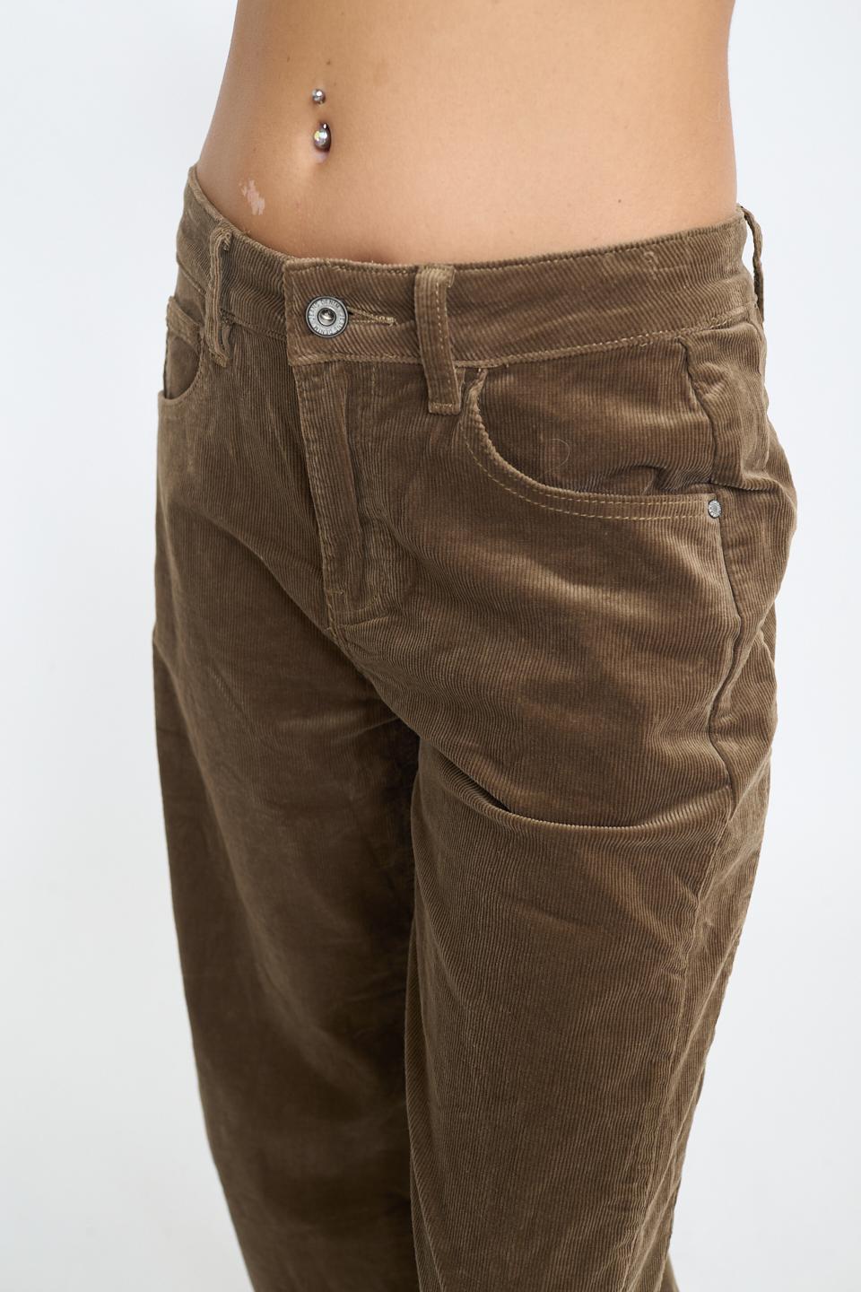 Pantalone barrel velluto tabacco - Autunno - Inverno 2025 | Brend