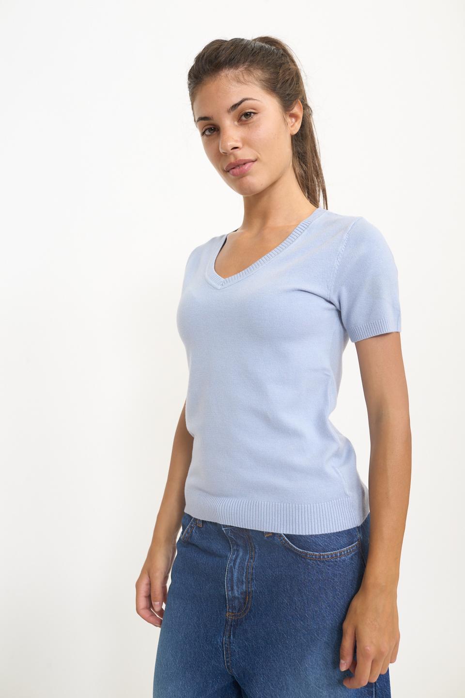 Maglia scollo V mezza manica celeste - Autunno - Inverno 2025 | Brend