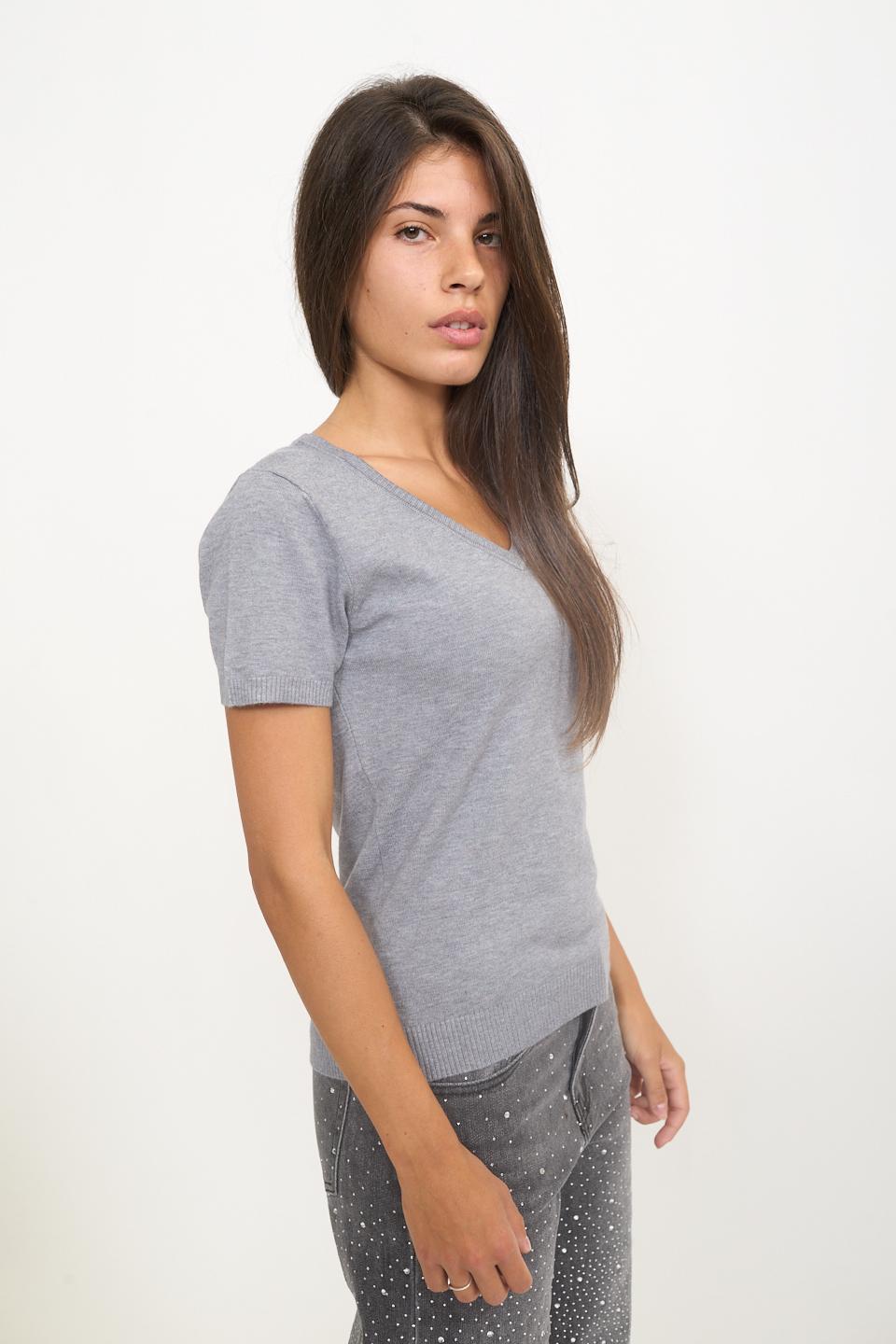 Maglia scollo V mezza manica grigio melange - Autunno - Inverno 2025 | Brend