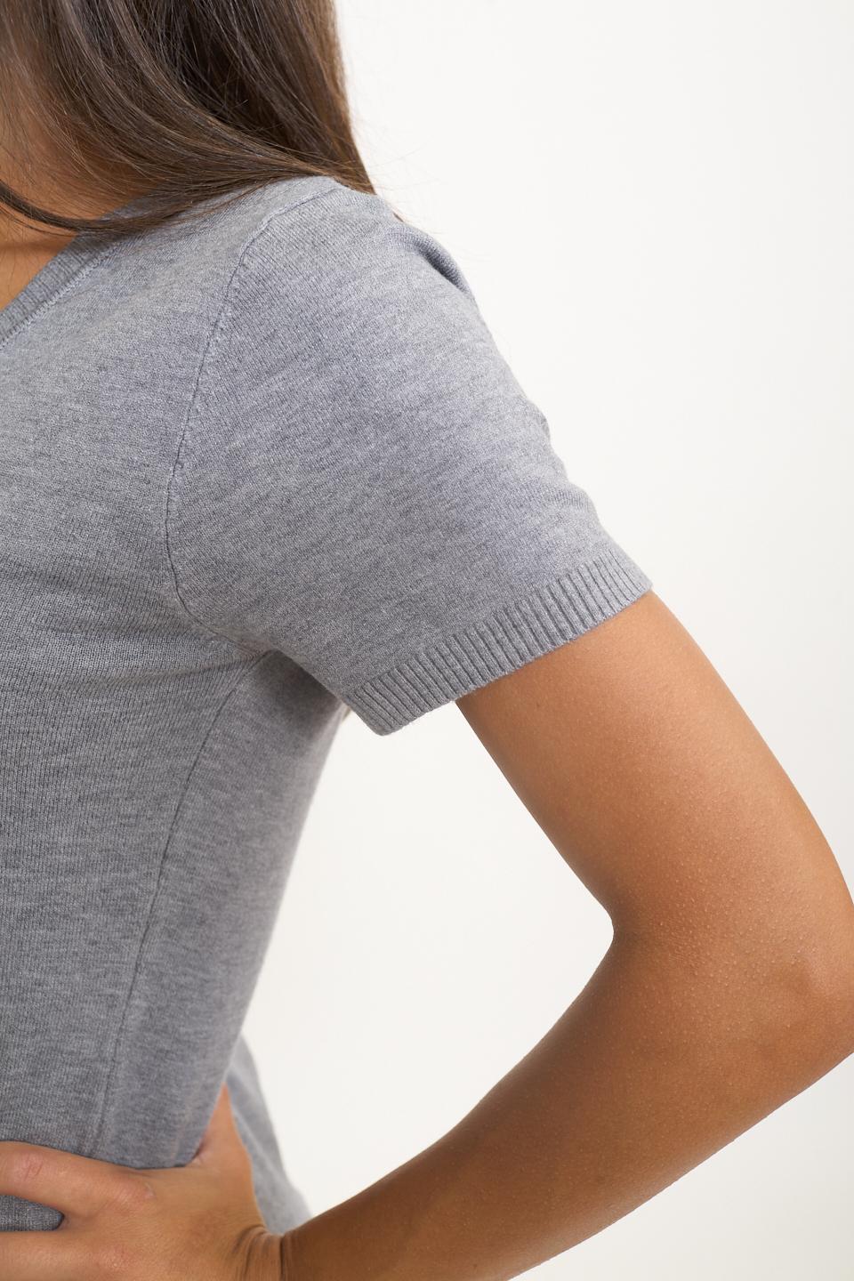 Maglia scollo V mezza manica grigio melange - Autunno - Inverno 2025 | Brend
