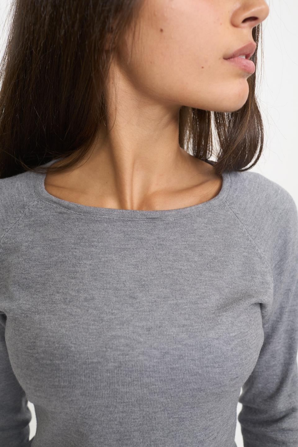 Maglia scollo barca grigio melange - Autunno - Inverno 2025 | Brend