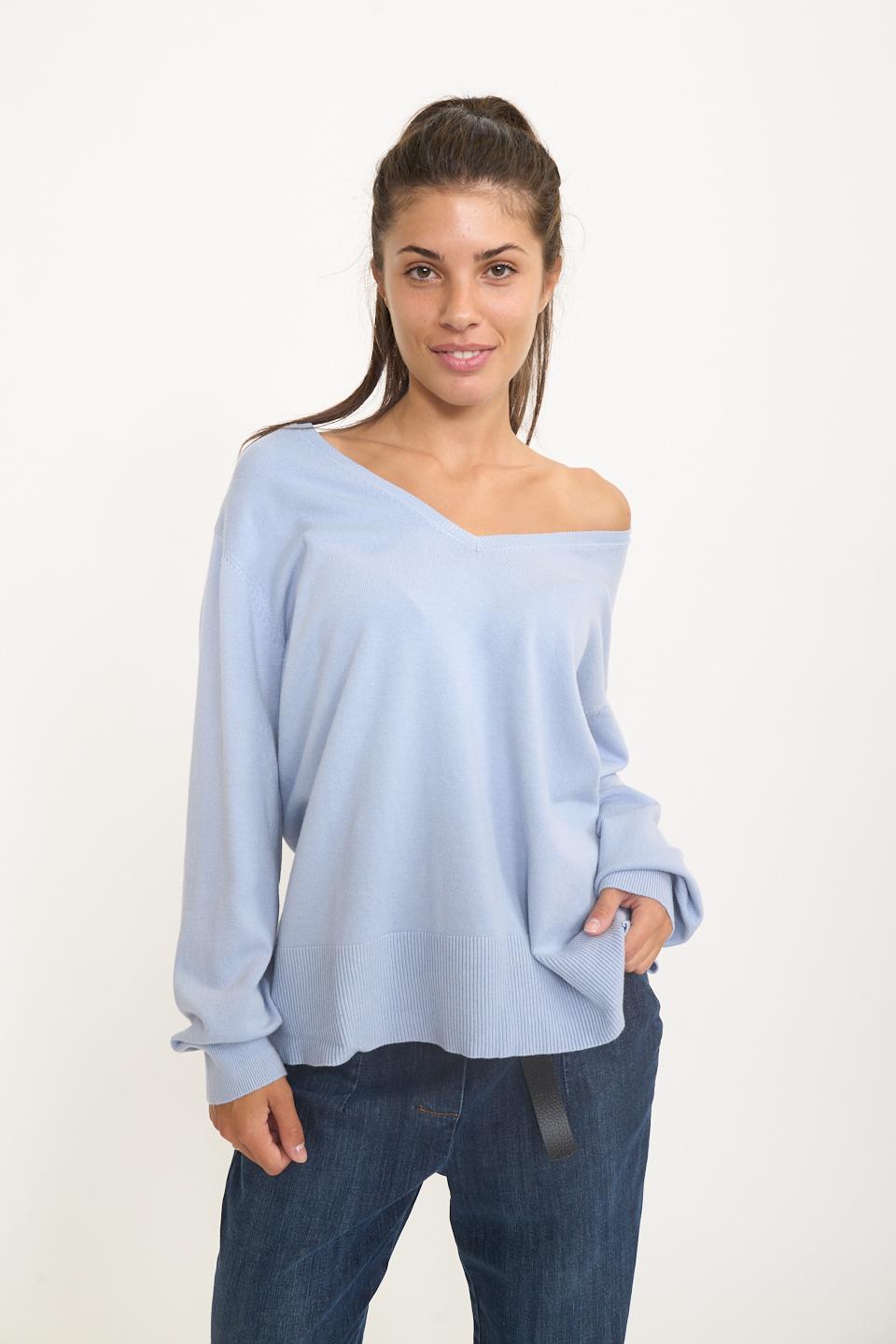 Maglia over scollo V spacchi celeste - Autunno - Inverno 2025 | Brend