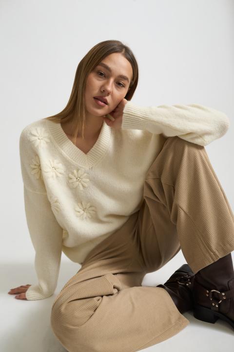 Maglia scollo V fiori panna - Autunno - Inverno 2025 | Brend