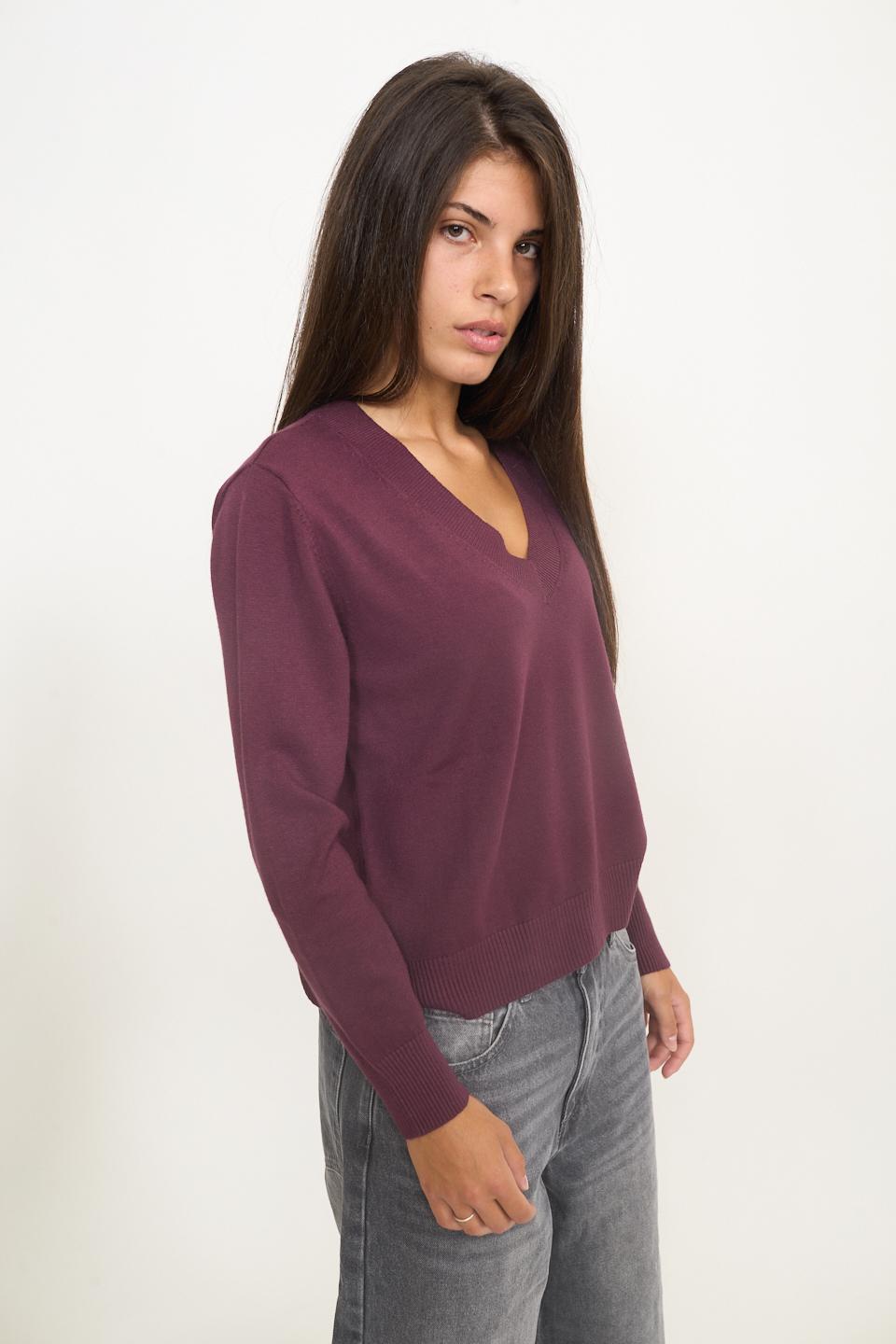 Maglia scollo V burgundy - Autunno - Inverno 2025 | Brend