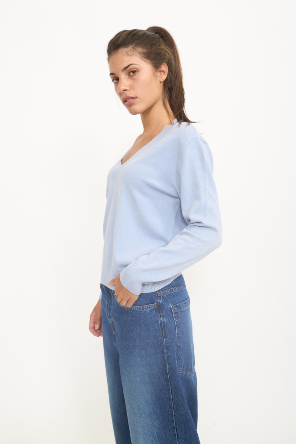 Maglia scollo V celeste - Autunno - Inverno 2025 | Brend